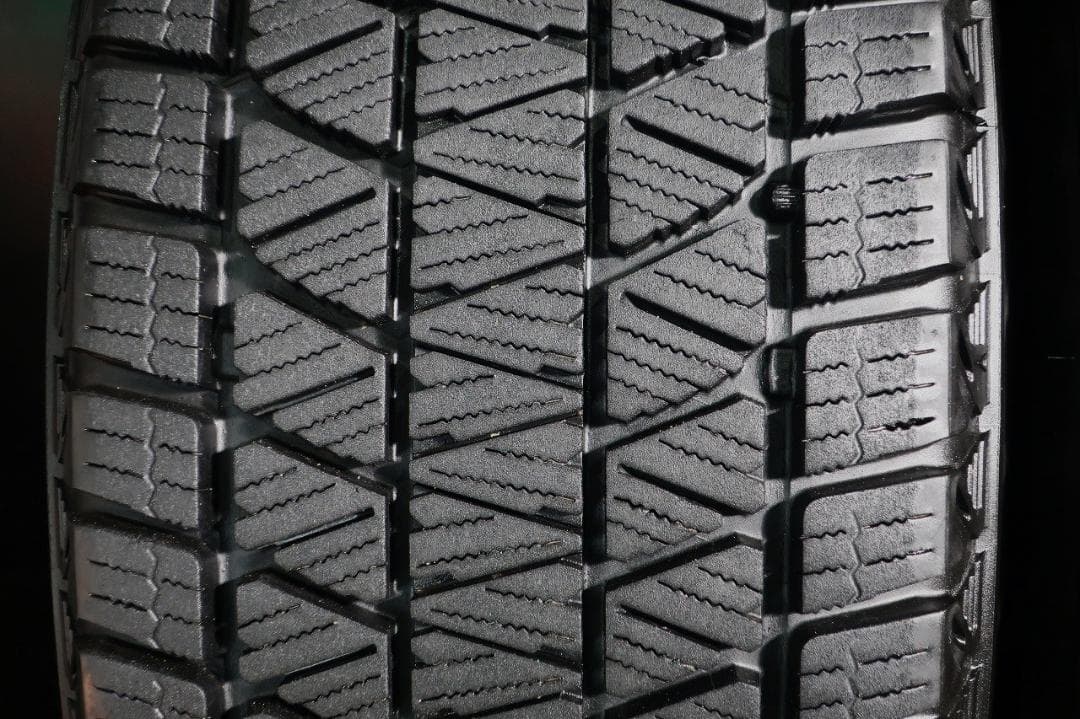 sabo様送料込み 日産 T32エクストレイル スタッドレス 225/65R17