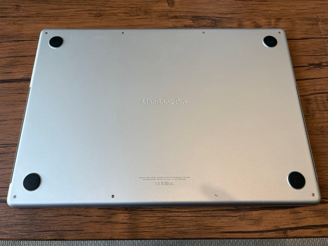Macbook pro M1 MAX 32GB 1TB 16インチ