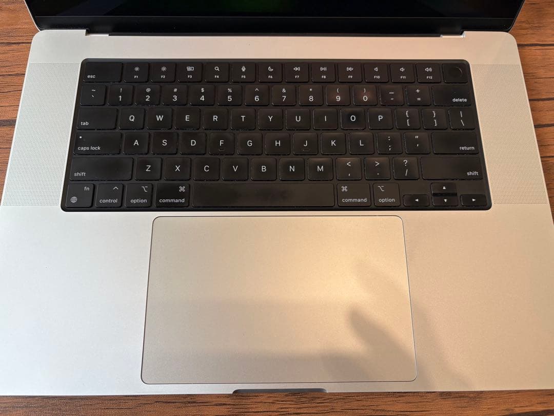 Macbook pro M1 MAX 32GB 1TB 16インチ