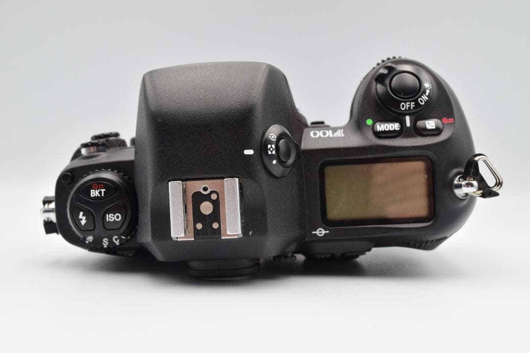 【美品】Nikon F100 フィルム一眼レフカメラ #NB003