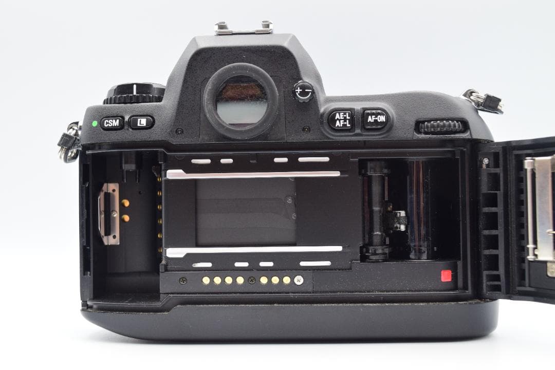 【美品】Nikon F100 フィルム一眼レフカメラ #NB003