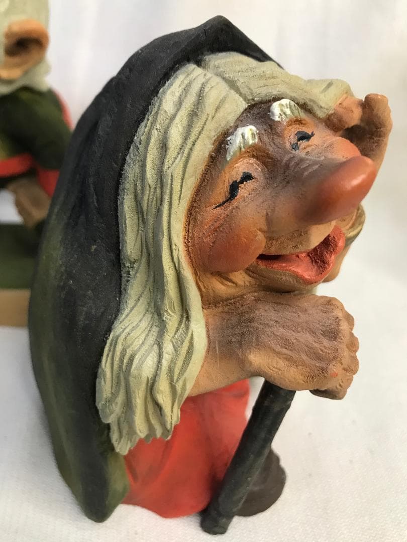 ノルウェー：Henning社 木彫りトロール人形3体セット