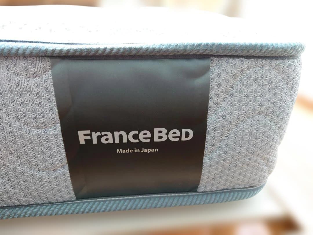 美品 日本製フランスベッド マットレス TW-100α セミダブルサイズおまけ付