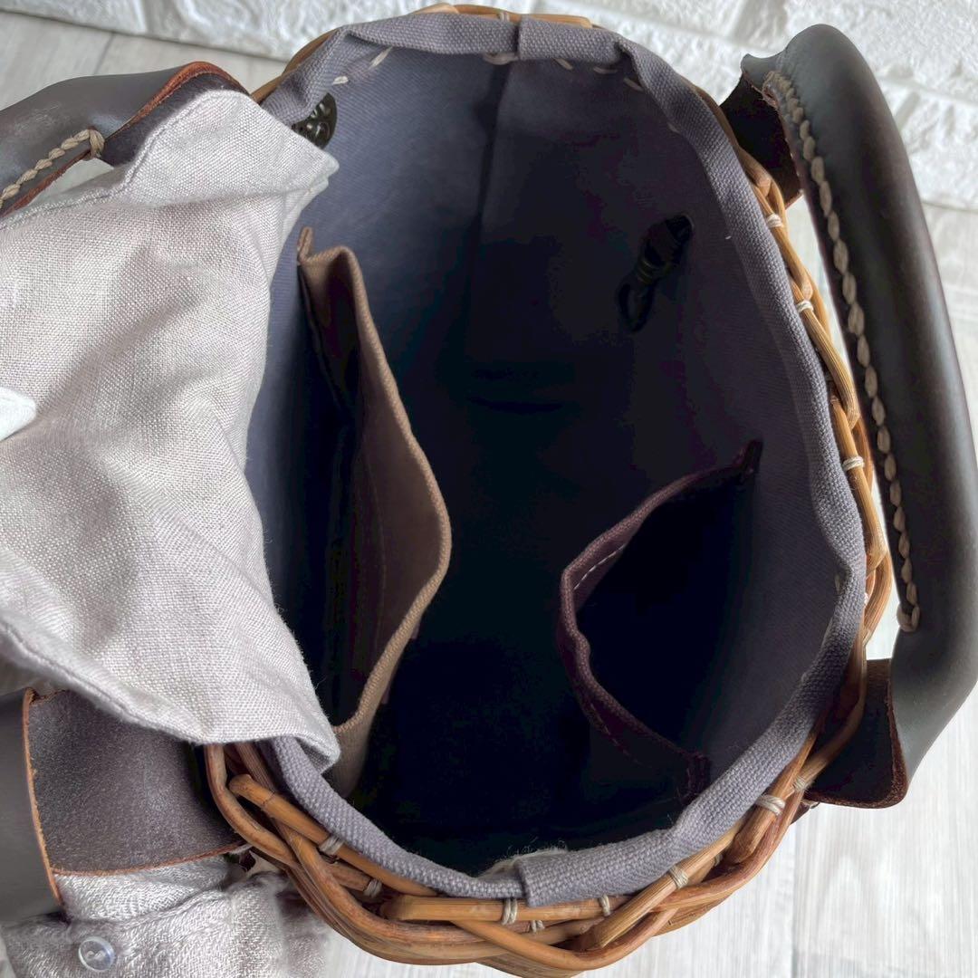 【美品】ebagos エバゴス カゴバッグ 本革×紅藤 被せ付