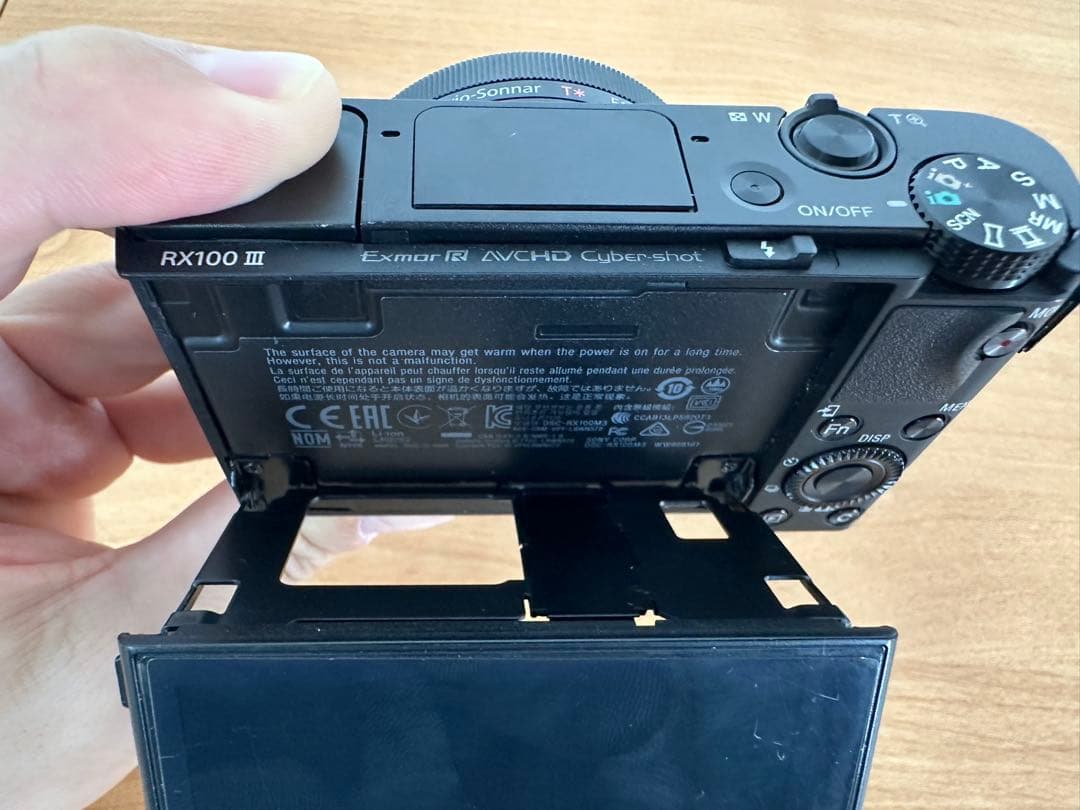 ほぼ未使用　Cyber-shot DSC-RX100M3