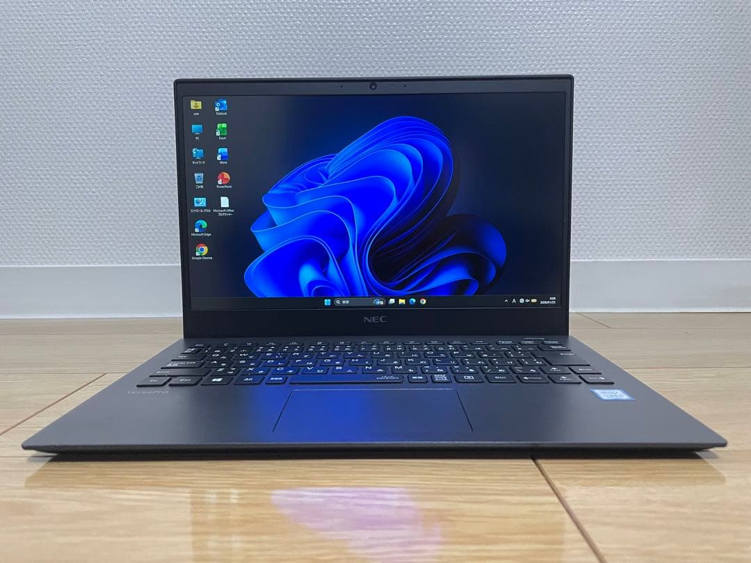 Windowsノート本体 NEC VersaPro FHD Core i7-8565U SSD256GB