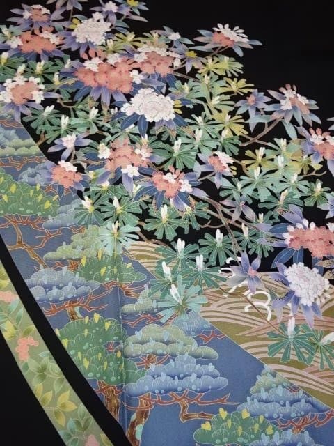 黒留袖　友禅染　落款入り　さが美