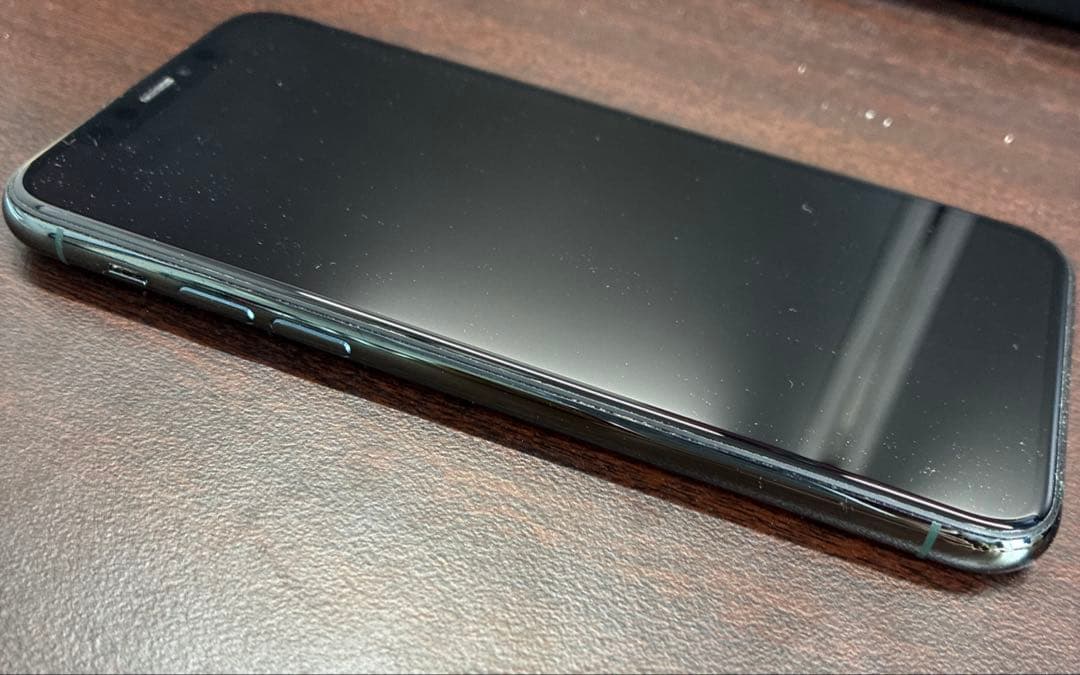 【美品】iPhone 11 Pro 64GB SIMフリー 動作確認済 充電器付