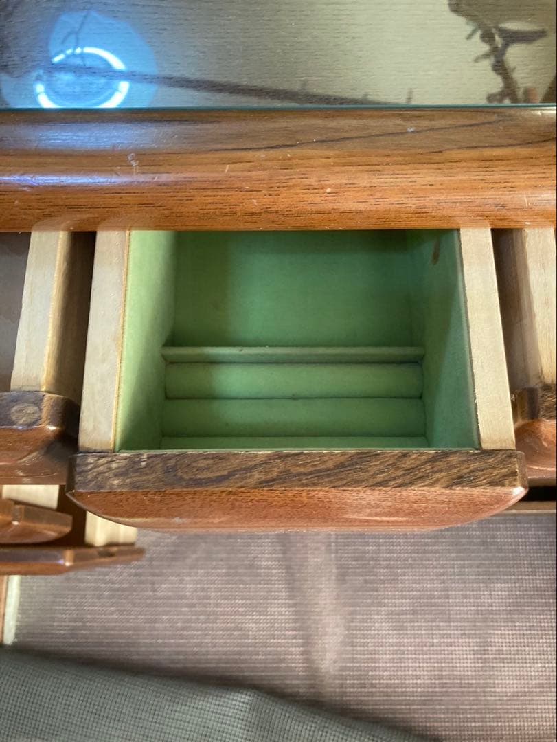 ブラウン　木製　ドレッサー　鏡台　化粧鏡　ミラー　コンセント　レトロ　ブラウン