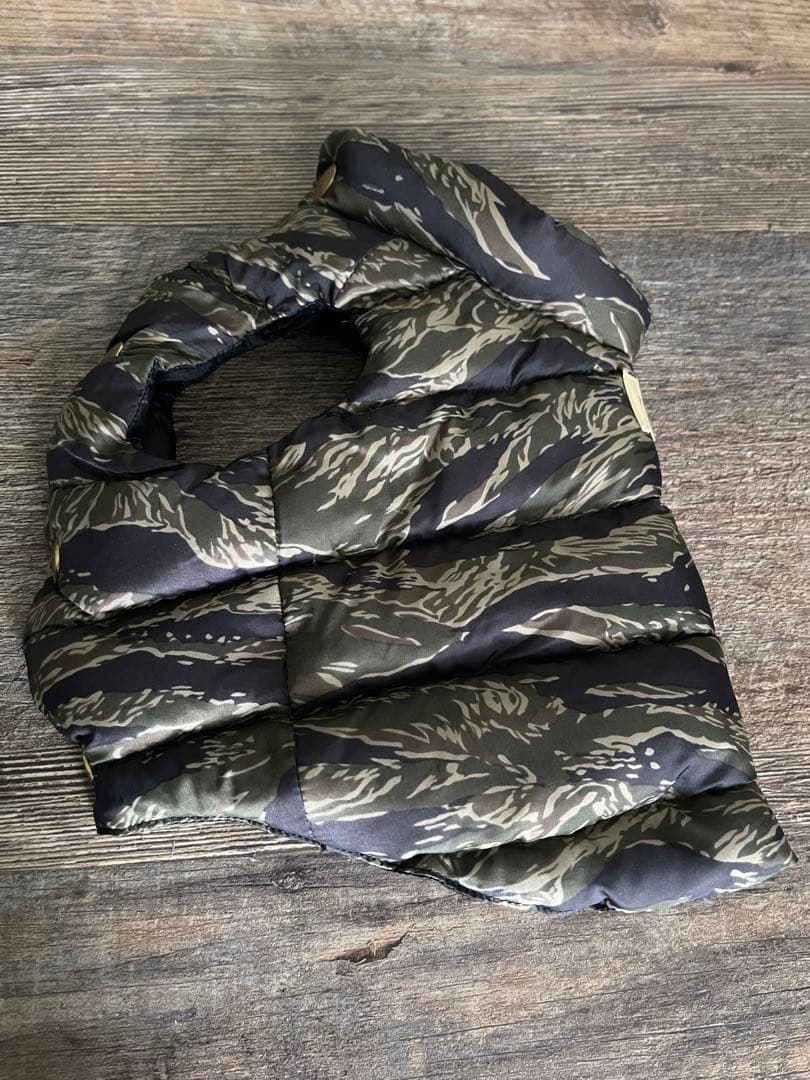 PUERTO カモフラージュダウンベスト