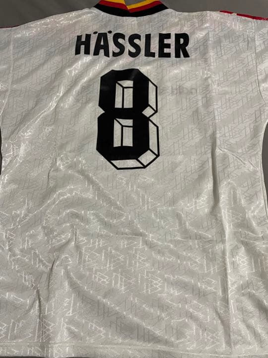 ゲルトミュラー、ヘルムートハーラー直筆サイン入りユニフォーム