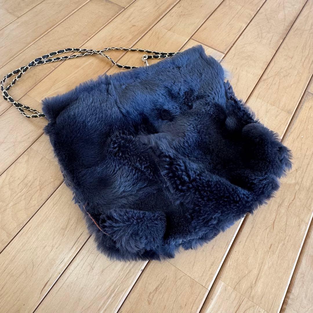 美品❗️羊革シープスキン　ボア　チェーンショルダーバッグ　リバーシブル可