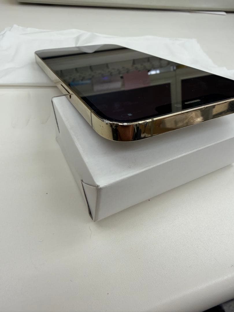 iPhone 12 Pro Max 256GB ゴールド SIMフリー