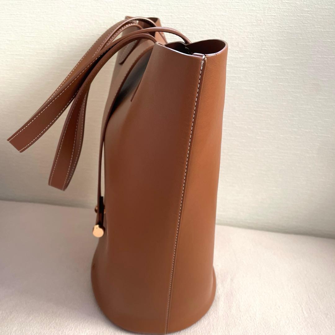 &MyuQERA アンドミューク ショルダーバッグ