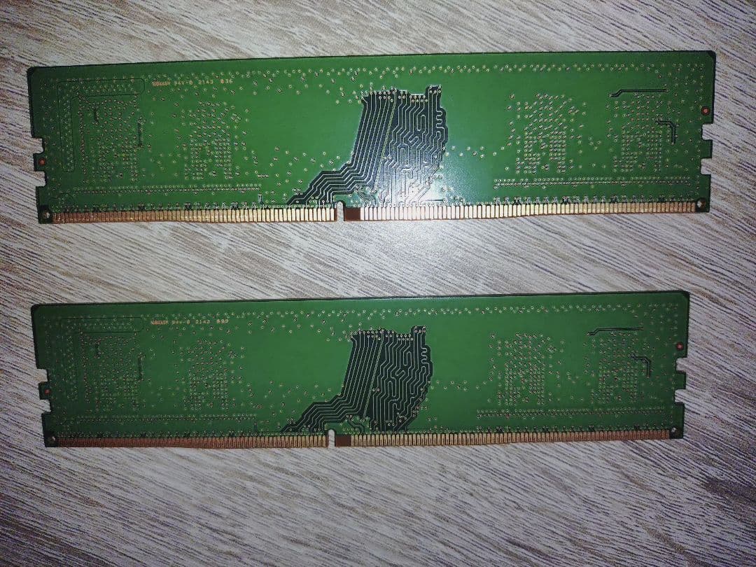 Samsung製DDR4 8GBメモリ2枚　計16GB、PC4-3200AA規格