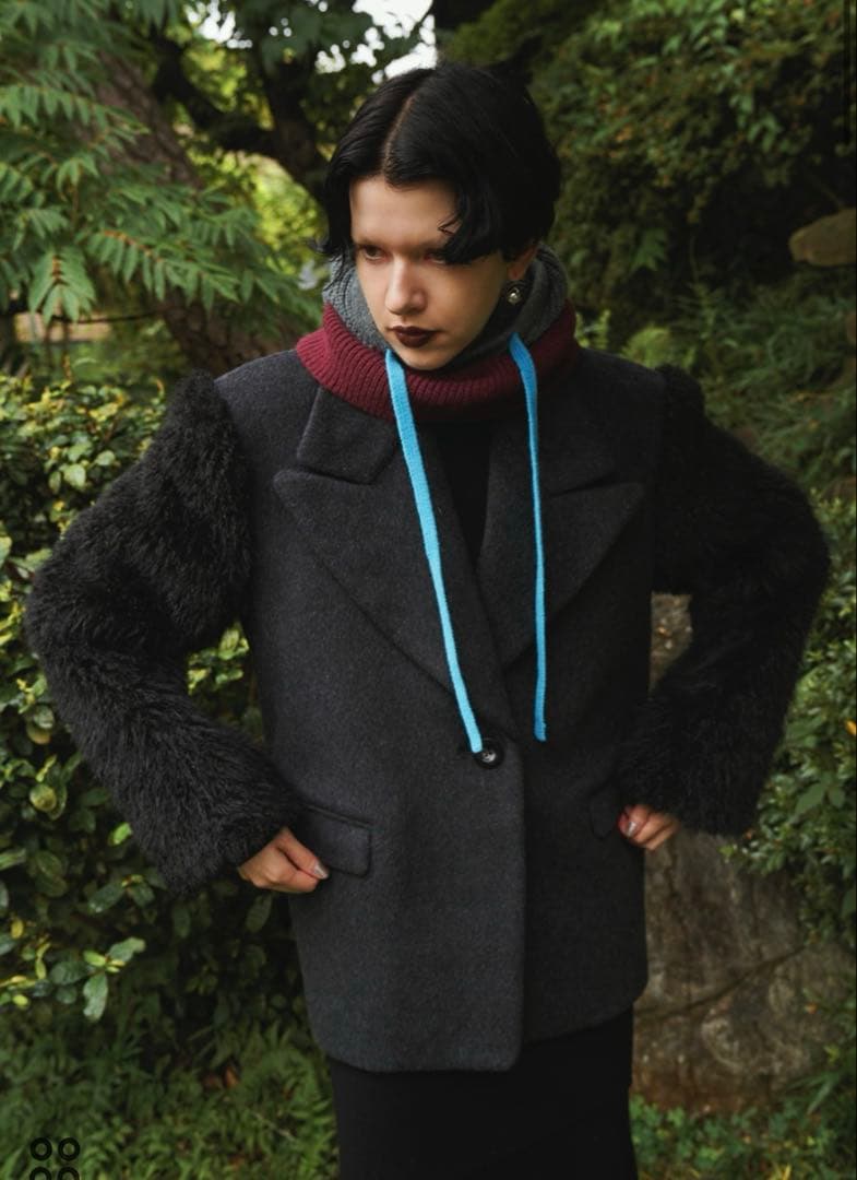 ommo 新品未使用　SLEEVE FUR BIG SHOULDER CT