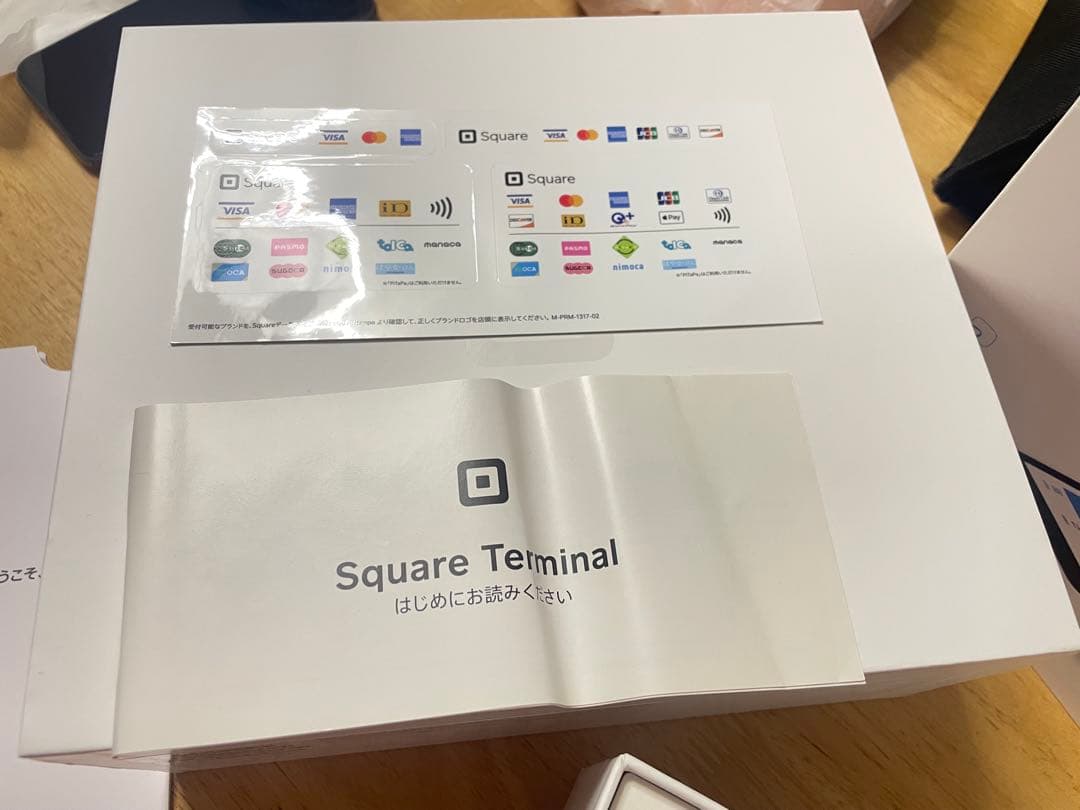 Square Terminal ホワイト