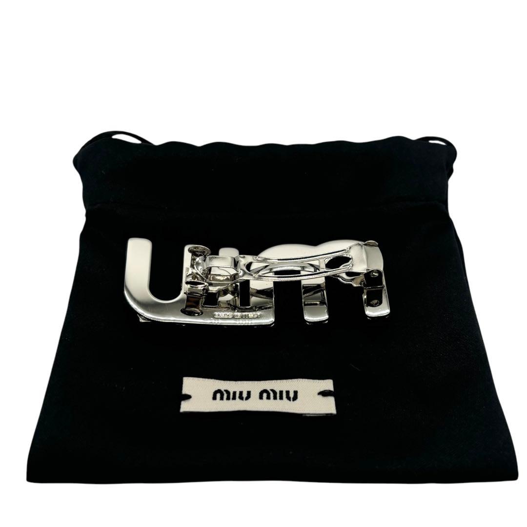 miumiu ミュウミュウ 23SS ロゴ クリスタル バレッタ ヘアクリップ