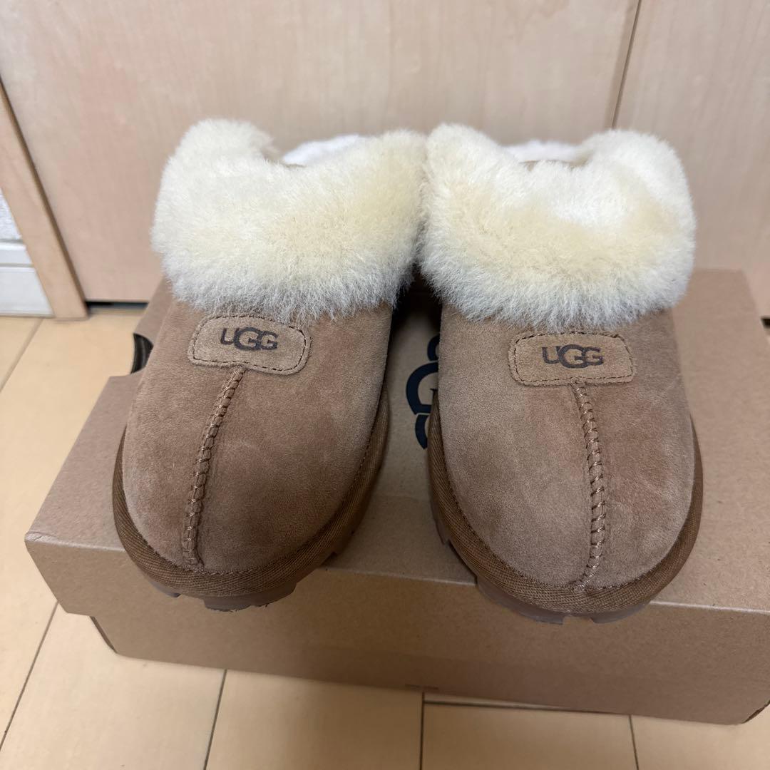 UGG W COQUTTE W5125 サンダル　25cm
