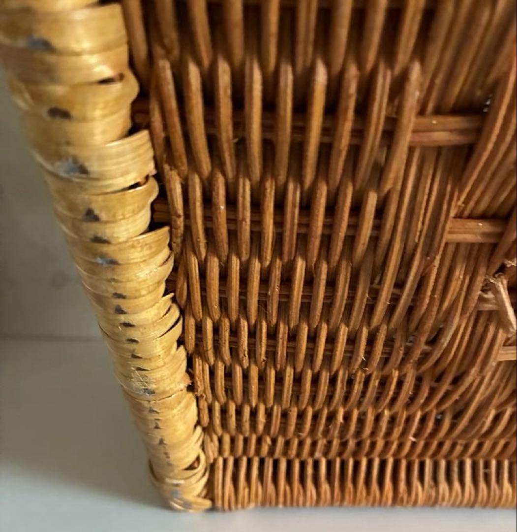 昭和レトロ　籐製 収納バスケット 編み込みデザイン