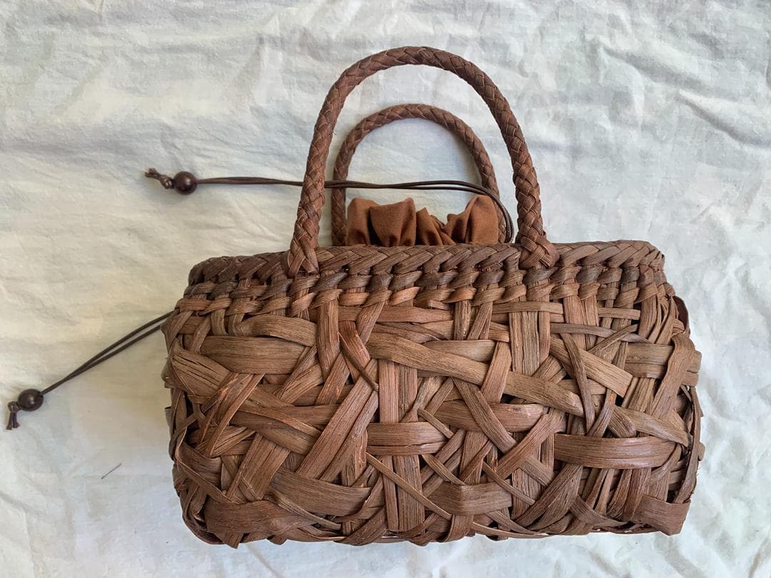 山葡萄 かご 乱れ編み 籠 職人の手作り手提げ 内布あり