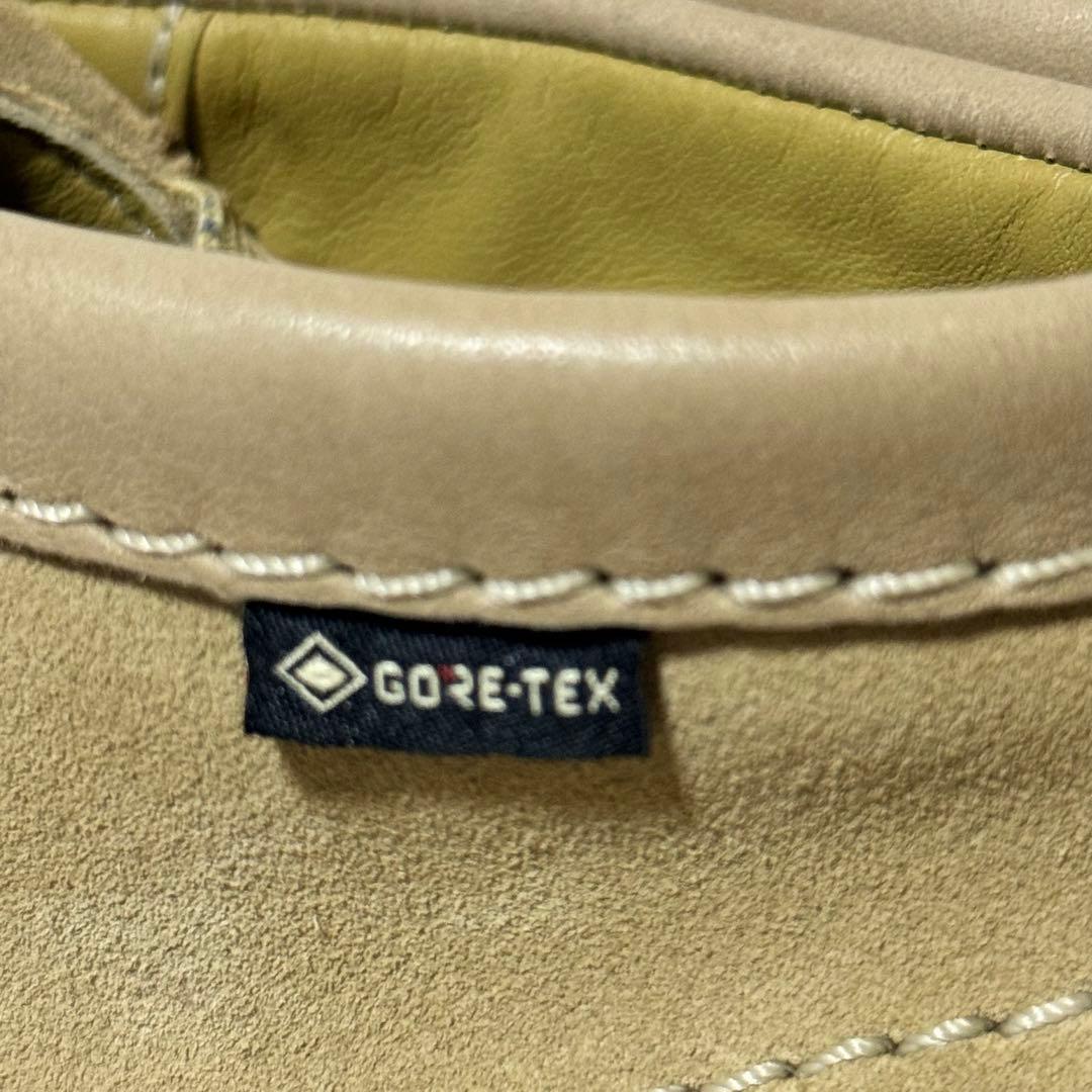 未使用✨Clarks クラークスオリジナルズワラビー　ゴアテックス　スエード