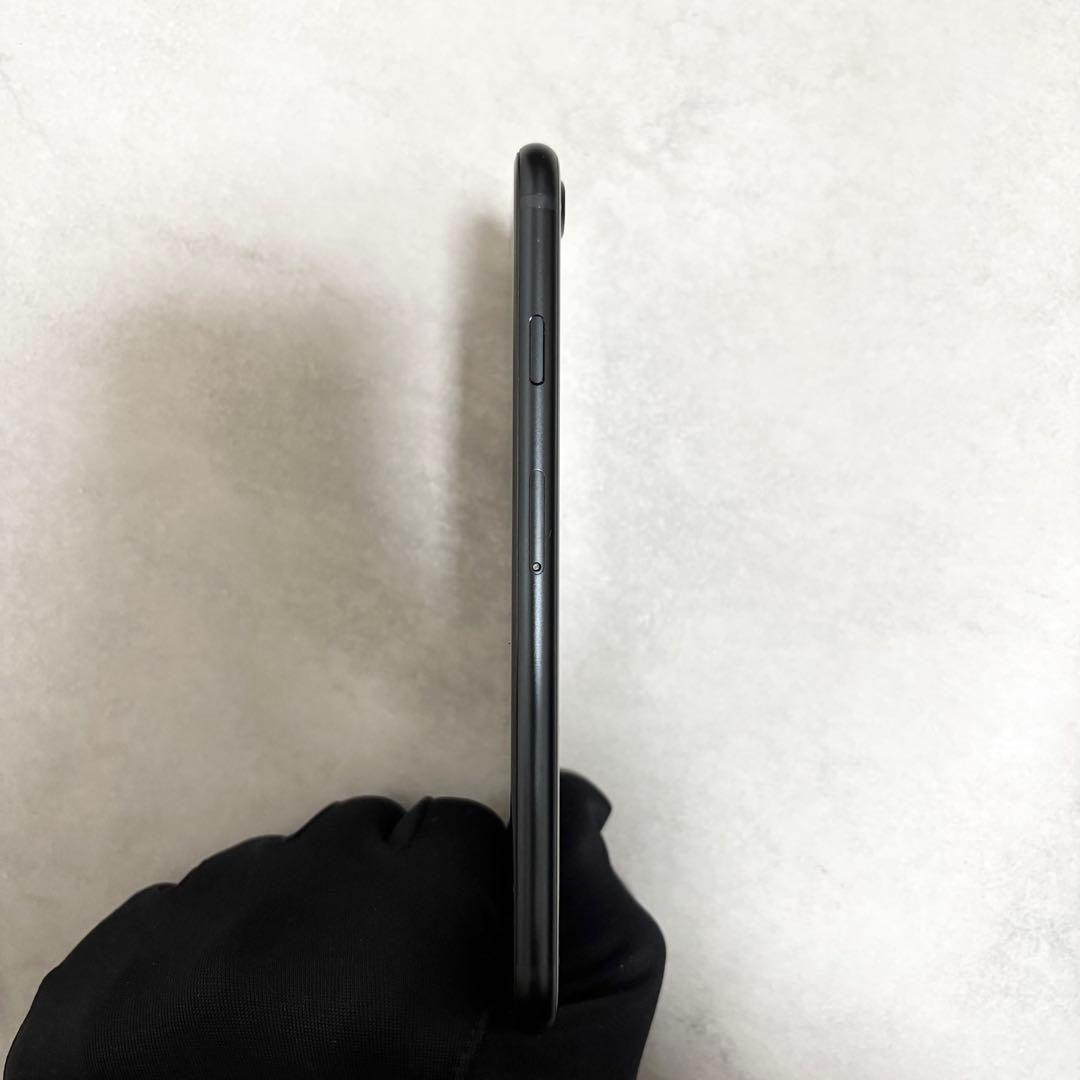 iPhone SE（第3世代） 64GB ブラック バッテリー100% 140