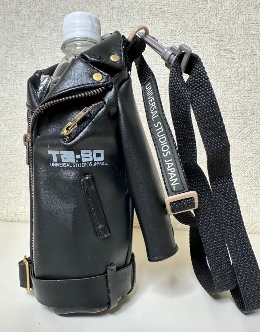 USJ T2-3D ターミネーター2 ペットボトルホルダー(ペットボトルカバー)