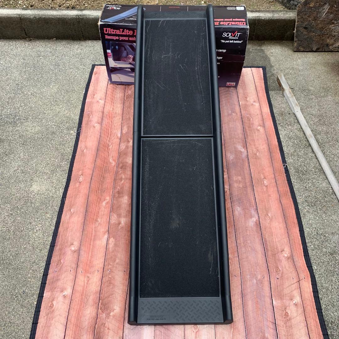 ペットスロープ　折りたたみ　犬　滑り止め　軽量