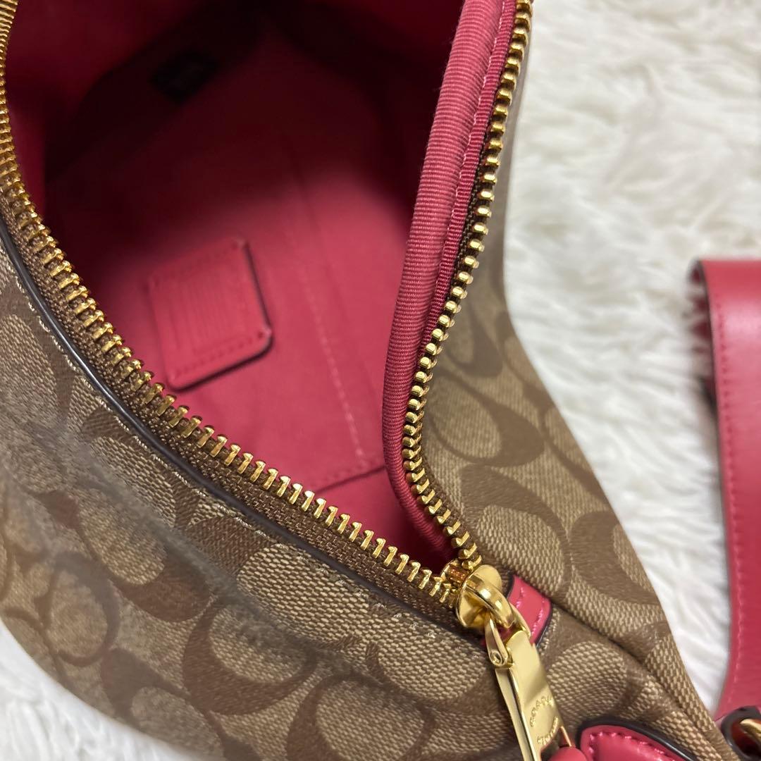 ☆美品 COACH シグネチャー ボディバッグ ショルダーバッグ ピンク 希少