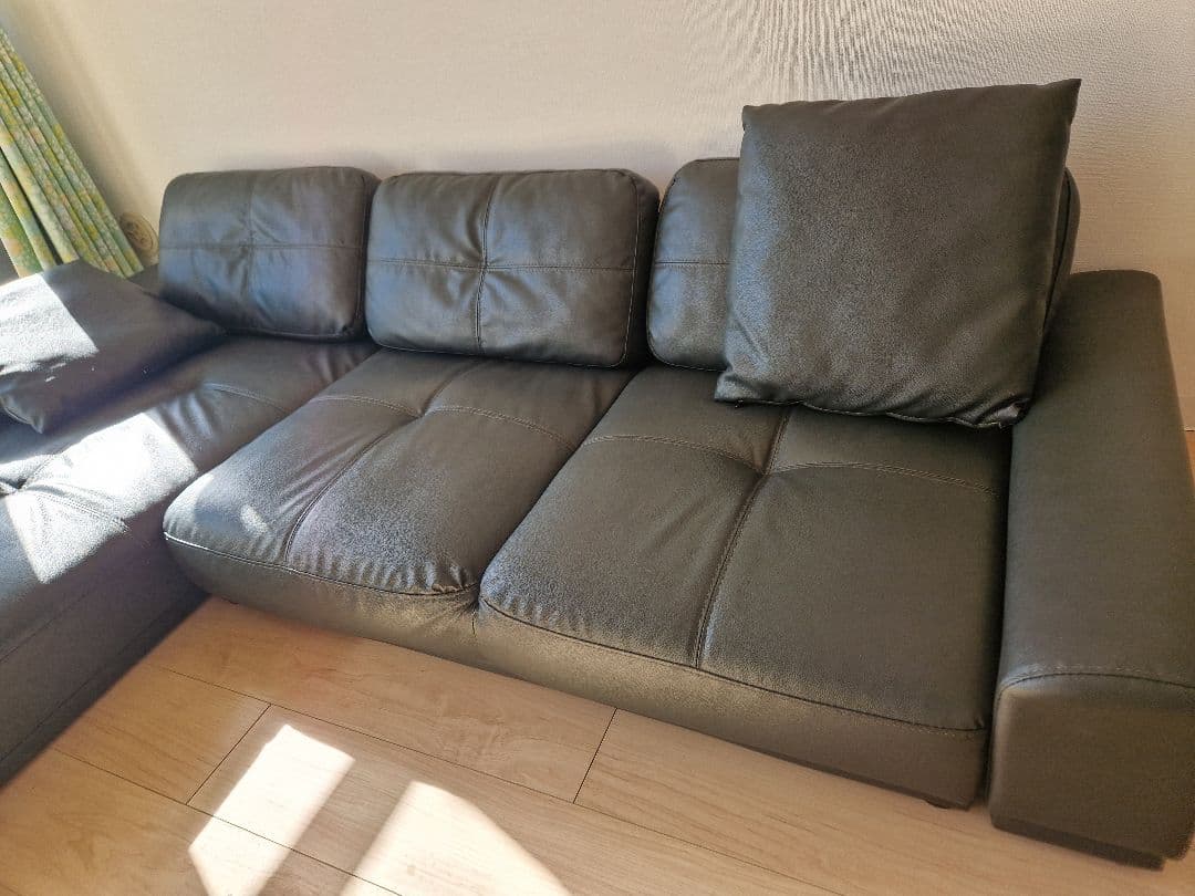 3人掛け　カウチソファ　ロータイプ　Doris クッション2個付属