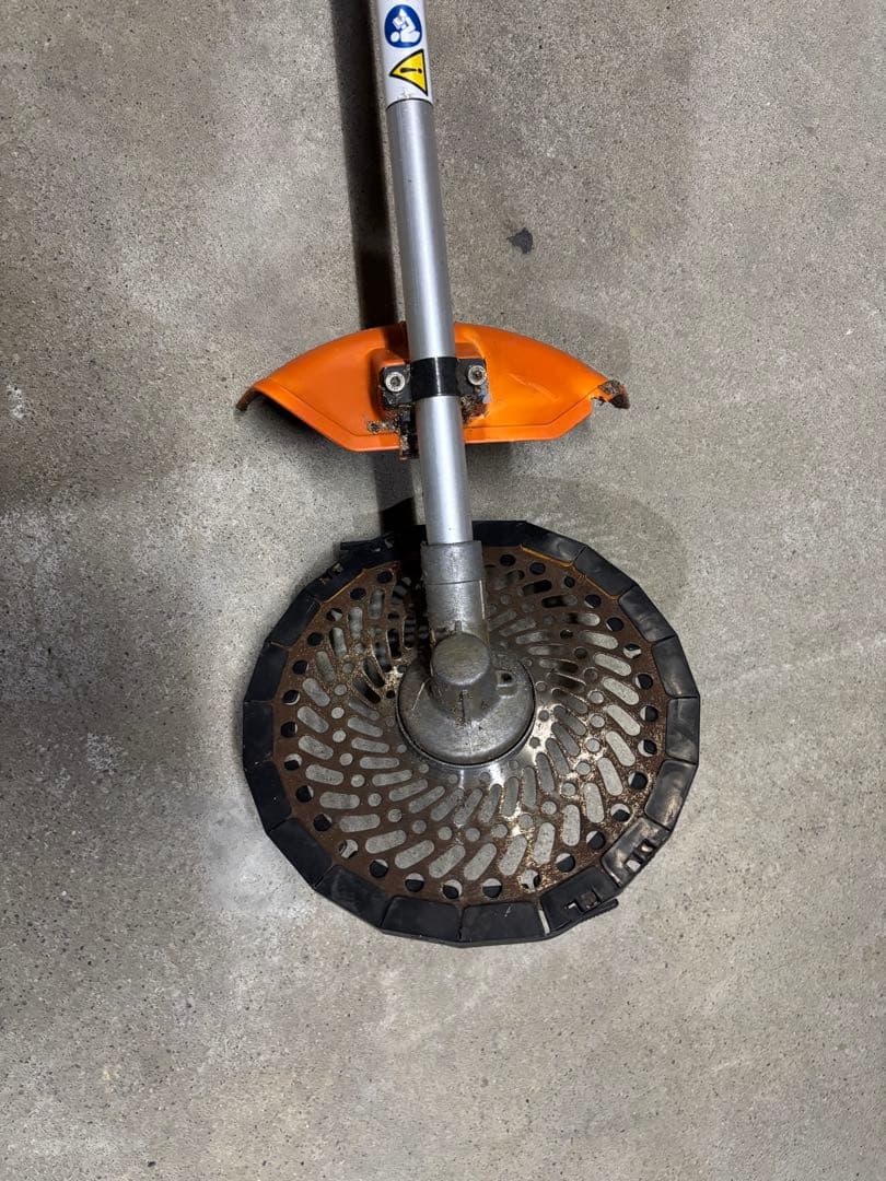 スチール草刈機fs26c