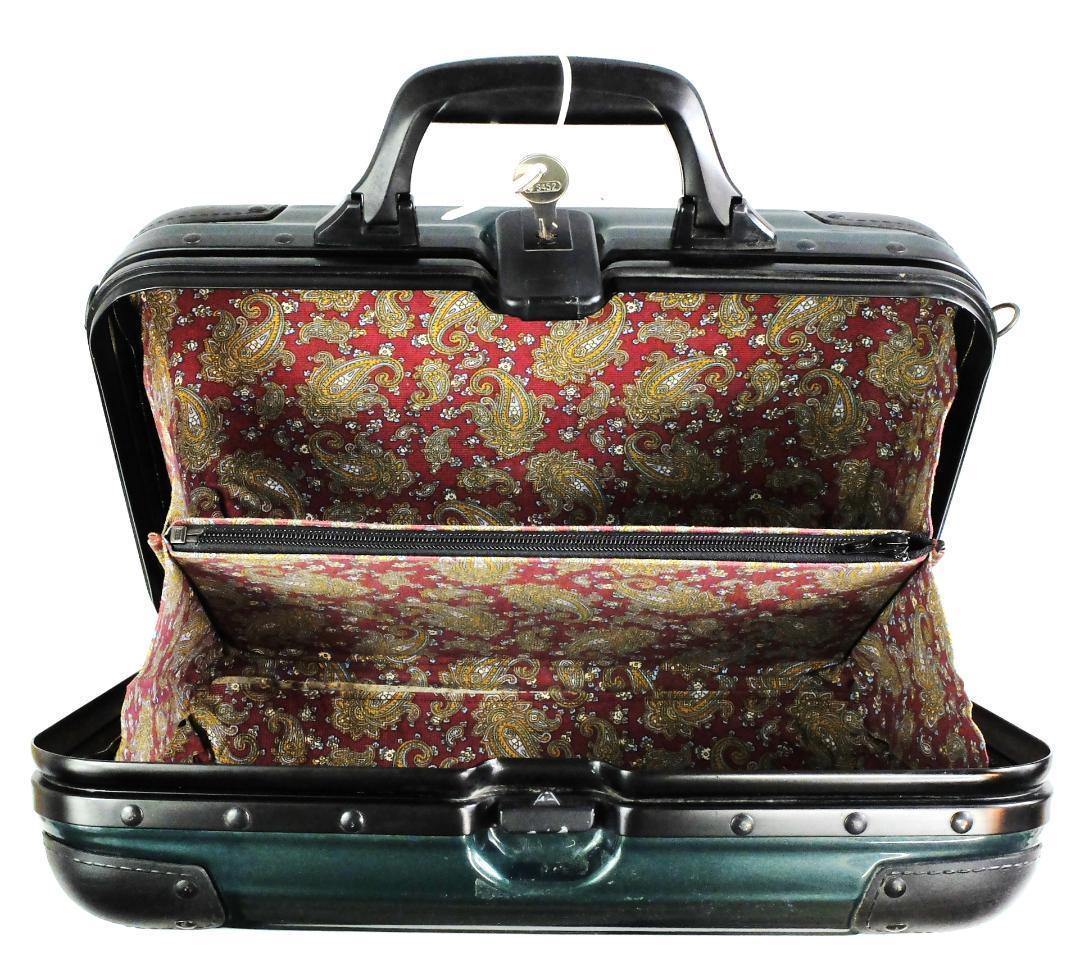 リモワ 835.16 絶版『Samba Nova』 ピッコロ（緑）13L 鍵付