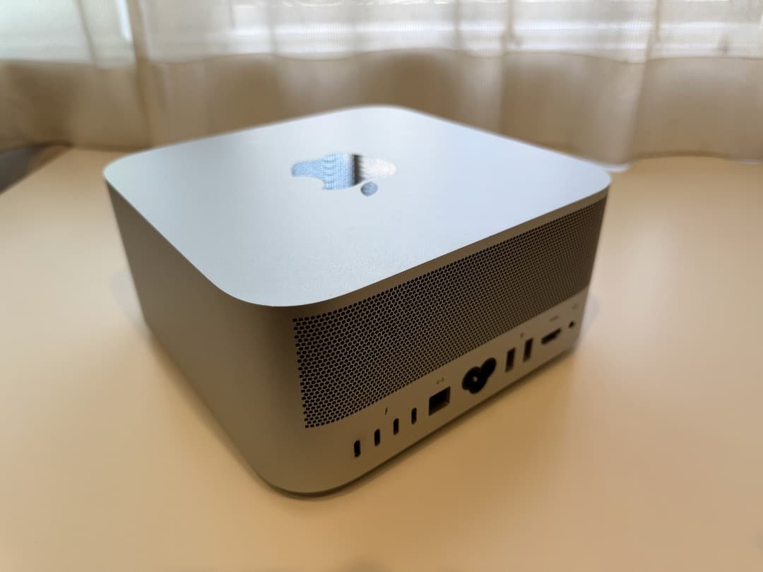 Mac Studio M1 Max(10C/24C) メモリ64GB/512GB