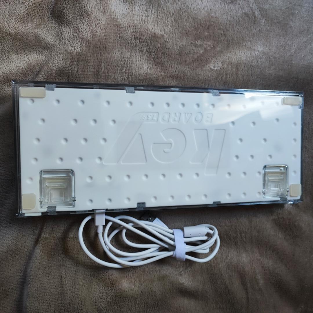 ゲーミングキーボード　YUNZII X75　ジェリーフィッシュ軸