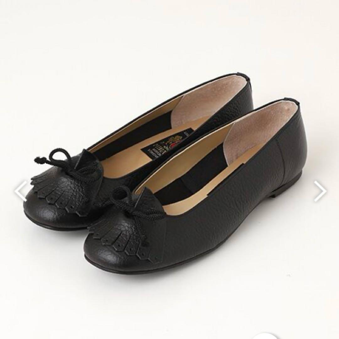 新品・未使用　MIHAMA カジュアルシューズ （紺型押）24.5cm