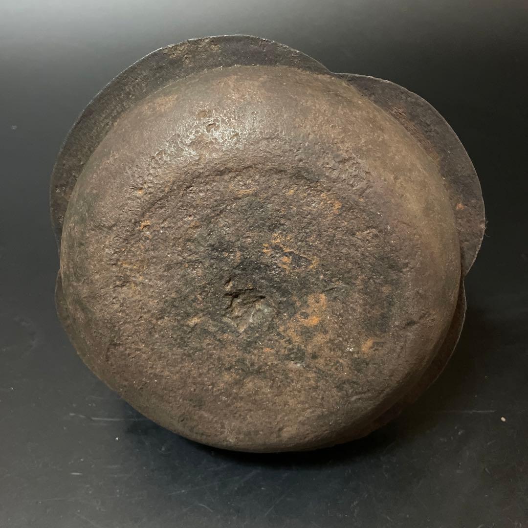 連休SALE！時代物　大きな花形　鉄瓶　m18