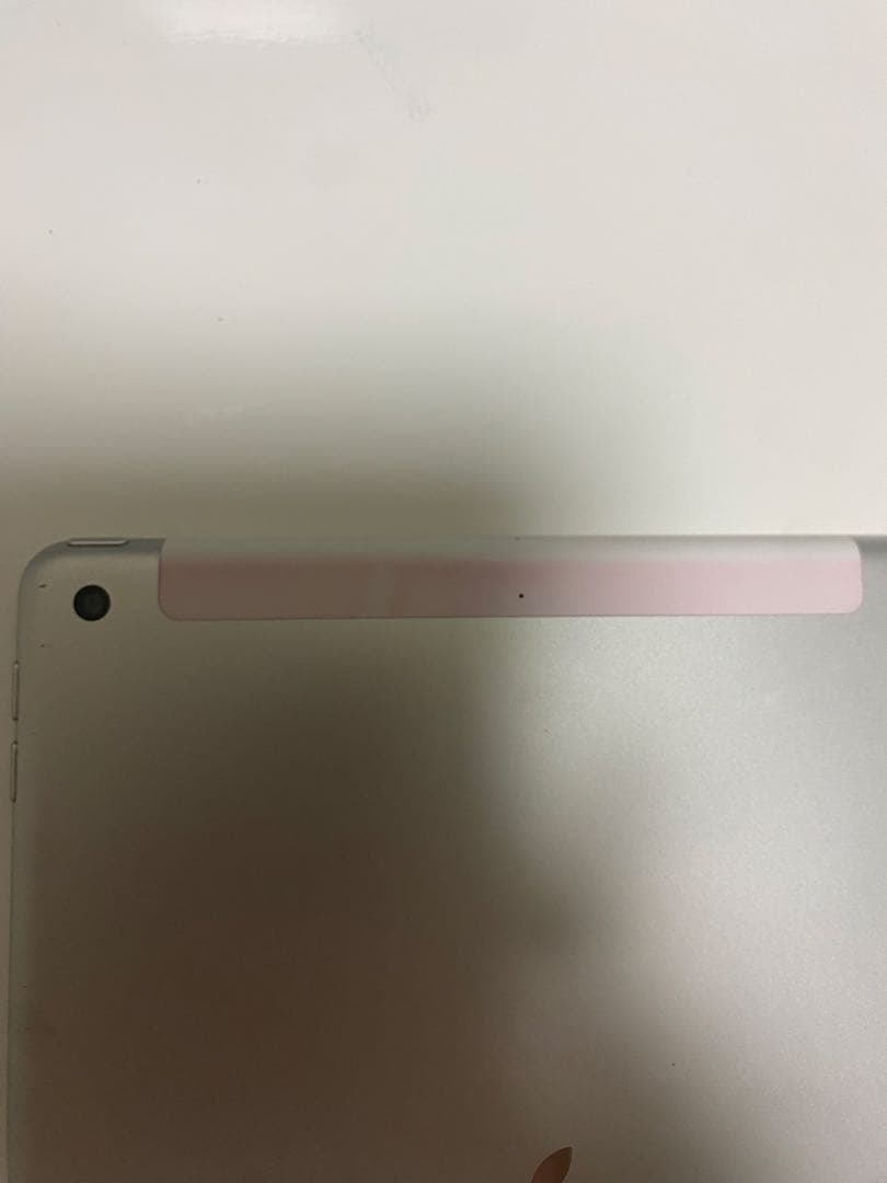 iPad 第7世代（32GB）シルバー