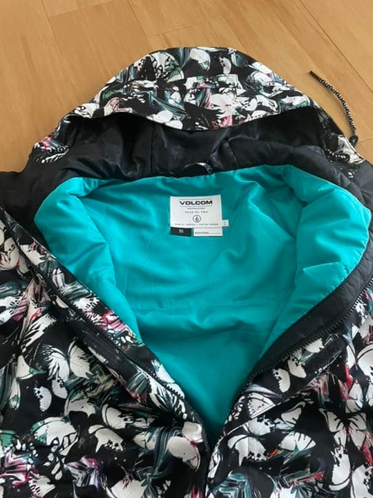 VOLCOM ウェア
