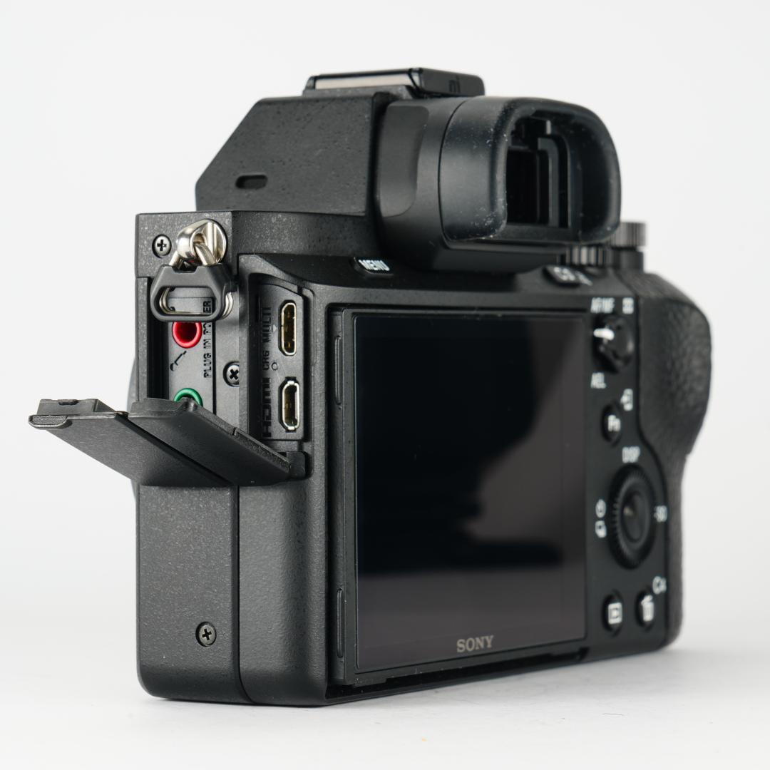 極美品！SONY α7II完全セット6171回 フルサイズデビューに最適