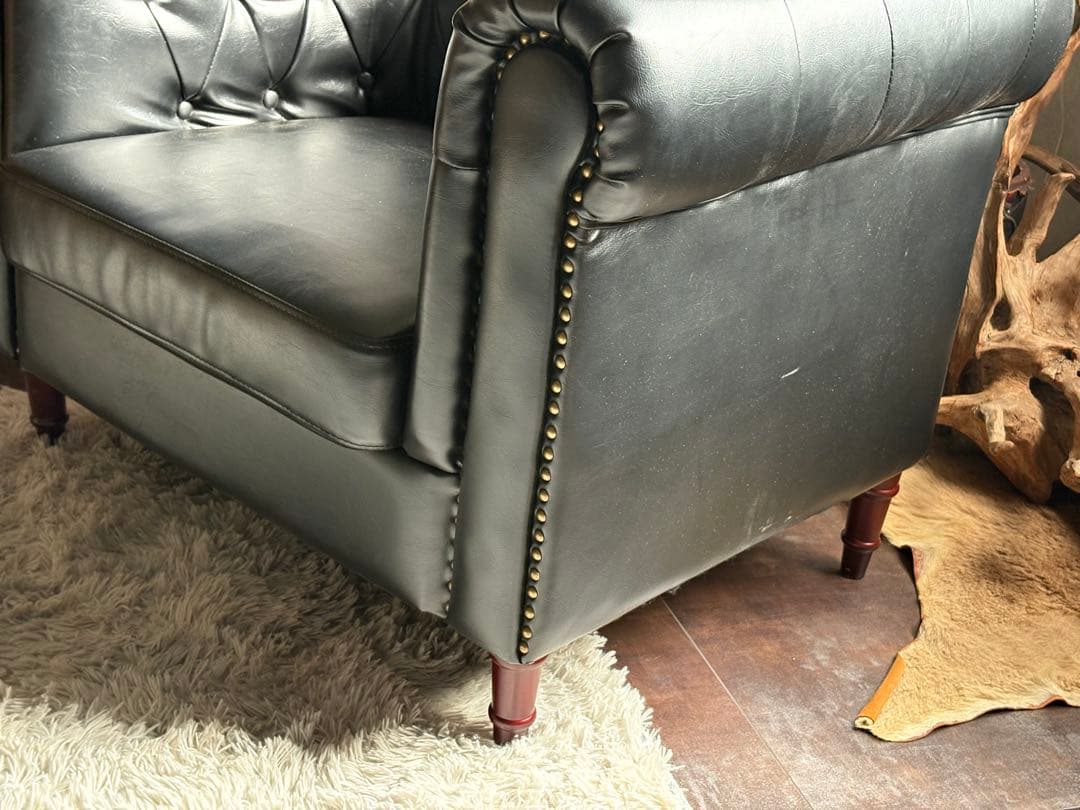 本革　チェスターフィールド　アームチェア　リベット打ち　ボタンダウン　YZ