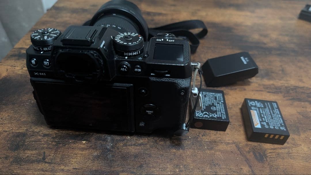 FUJIFILM xh1+Sigma18-50mm+バッテリー(三個)