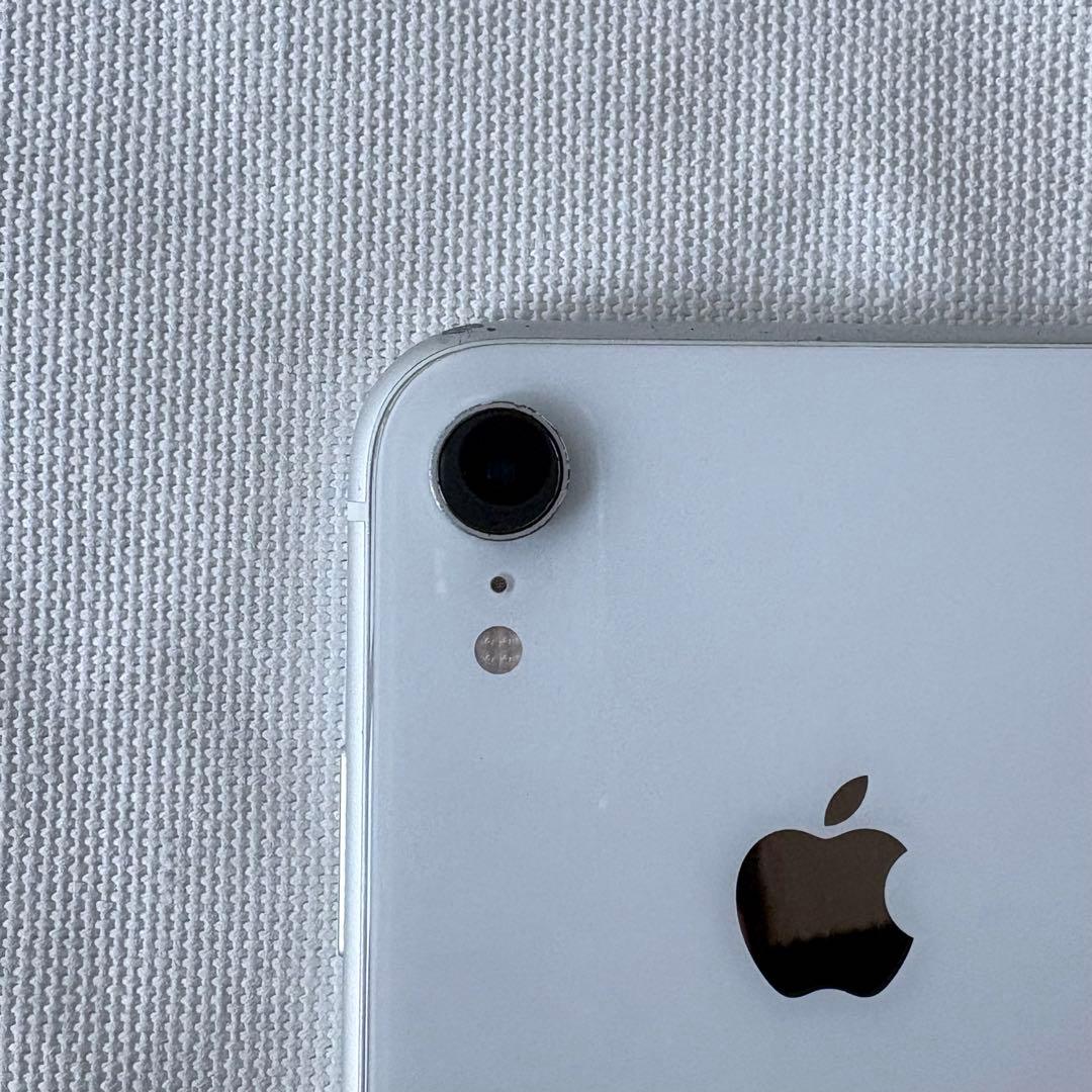 Apple iPhone XR (64GB)　ホワイト本体　箱あり
