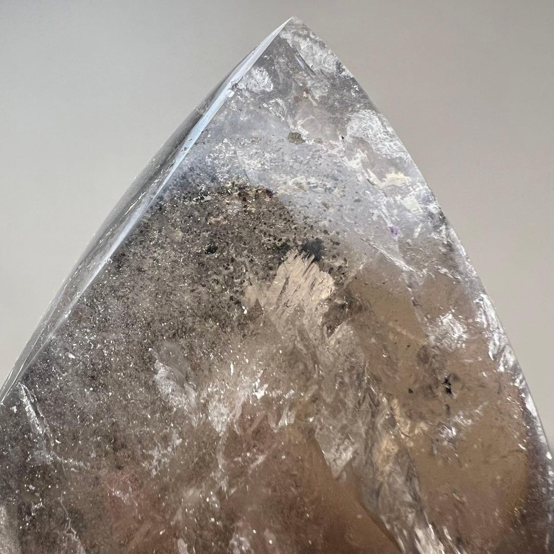 （smoky10）高品質フレイムシェイプ火焔ガーデンインスモーキークォーツ虹入り