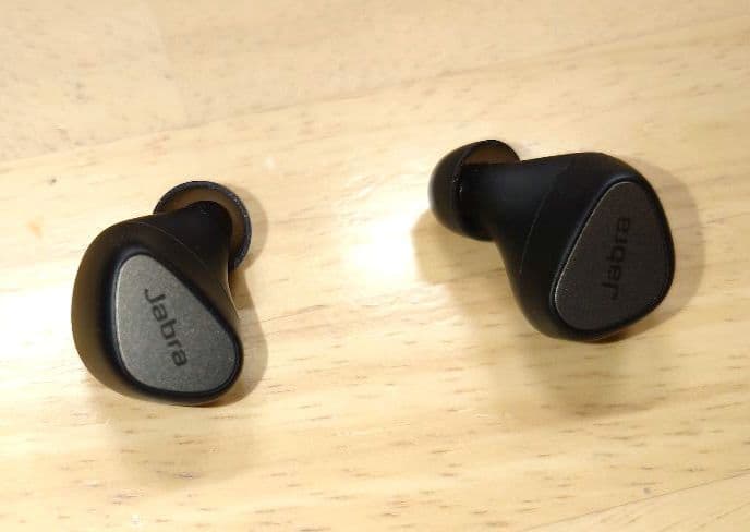 Jabra Elite 5 ワイヤレスイヤホン　包装箱・付属品・説明書一式付き
