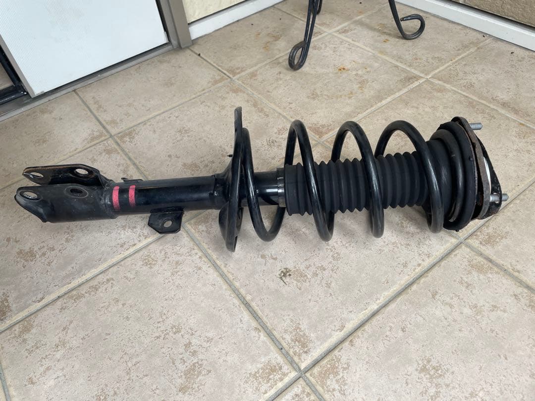 ヴォクシー 70 4WD 純正フロントサスペンション