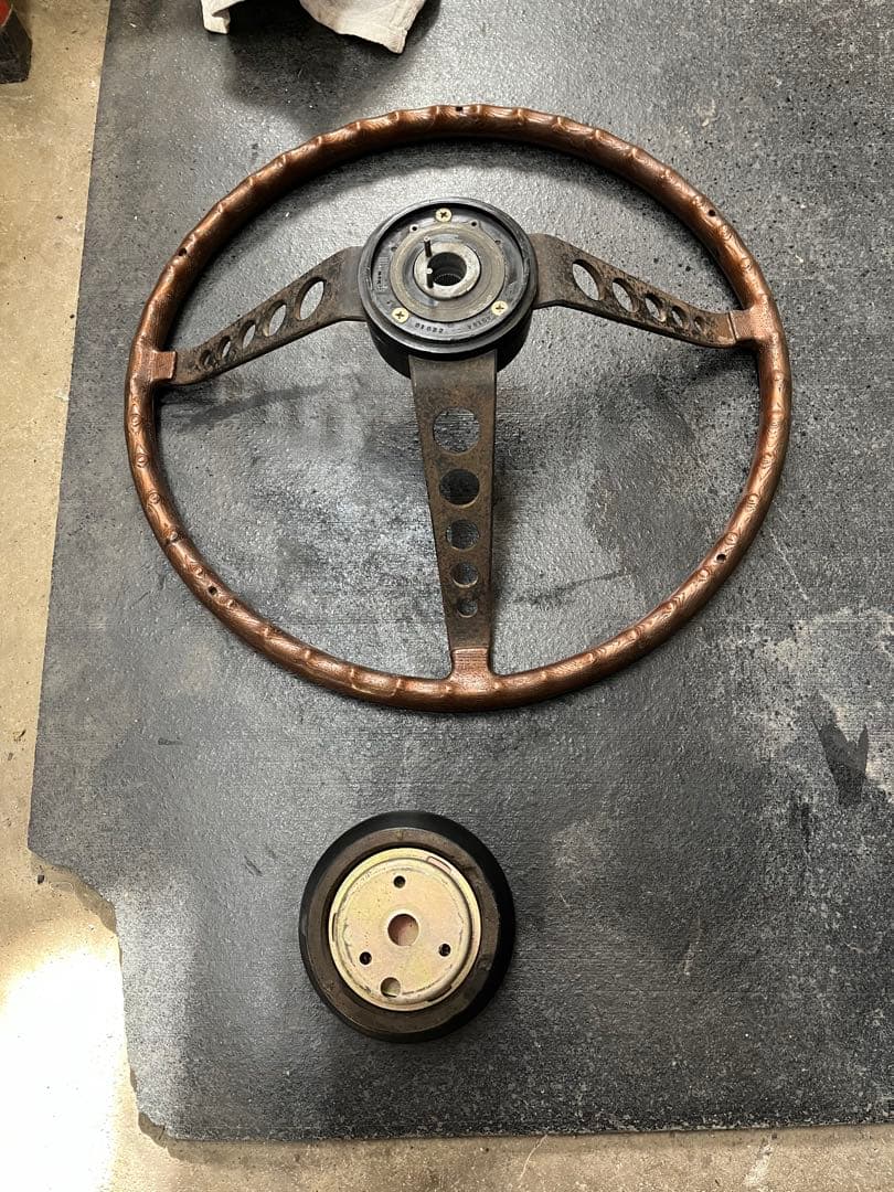 トヨタ　コロナマークⅡ RT72 ステアリングホイール