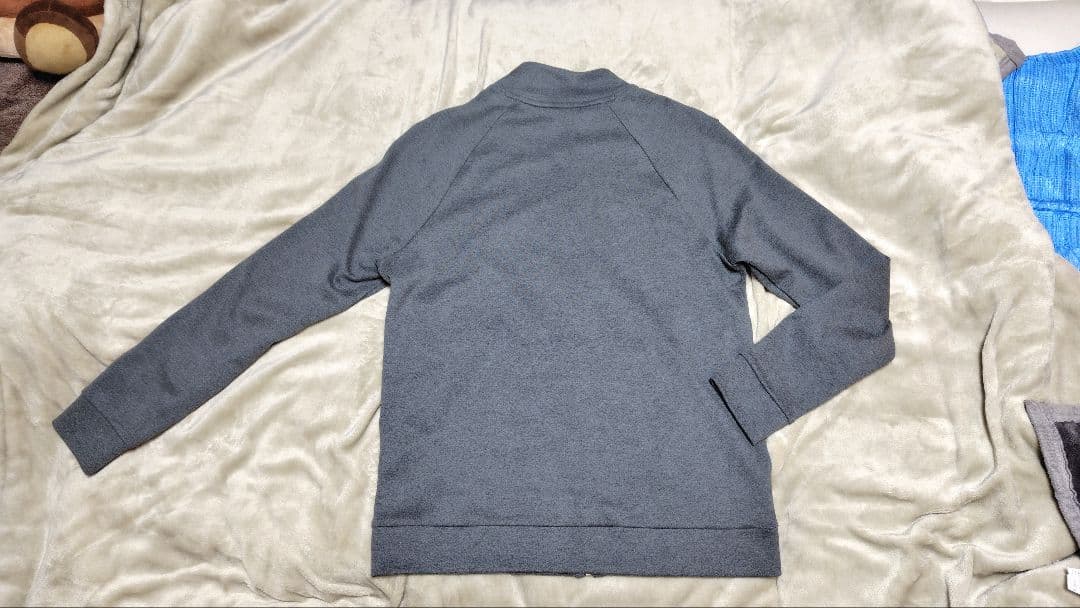 ヒューゴBOSS　トラッカージャケット　超美品