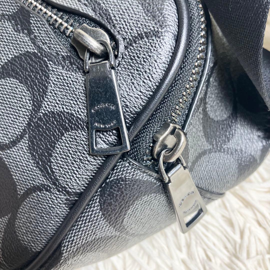 【未使用】COACH＊ボディバッグ シグネチャー チャコール PVC