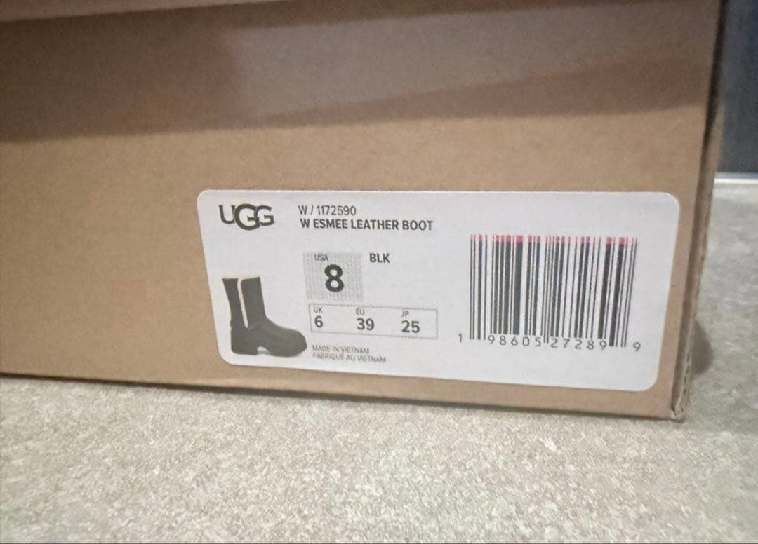 新品未使用/UGG W ESMEE LEATHER BOOT25cm